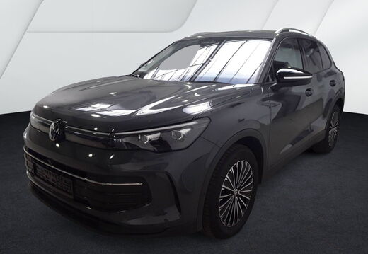 #1636		VW Tiguan 2.0TDI DSG GOAL *2025*	150	Aut.	gris	 18.400 	10.2025	W519015